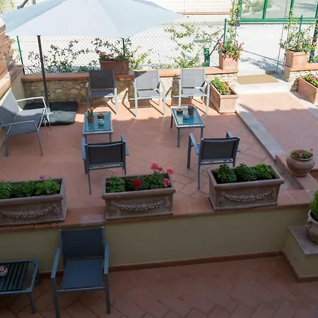 Via Naldini N 61 Guest house